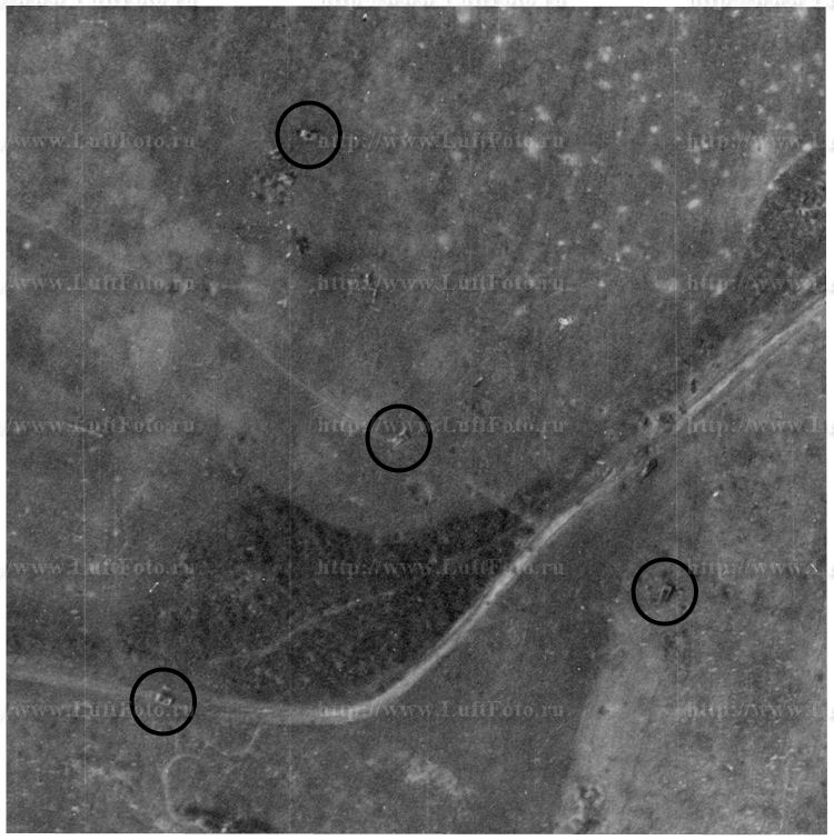 Vehicles and Tanks on the battlefield, German Luftwaffe Aerial Reconnaissance Photograph, scale  ~1:8000-1:10000